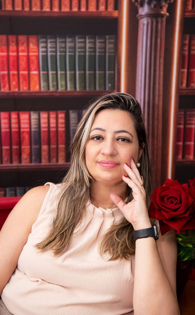 Luciana Godoi, hipnoterapeuta